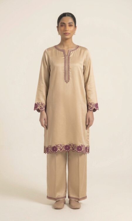 Aubergine-embroidered-silk-suit